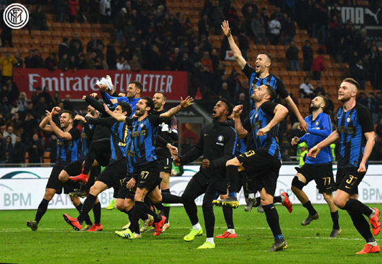 双重压力让 双重压力让